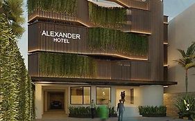 Hotel Alexander Tegal